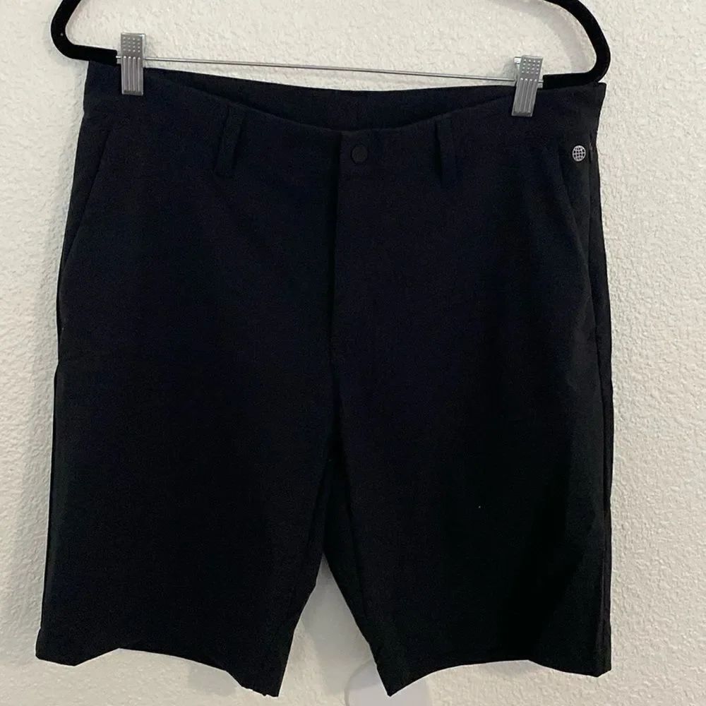 NWT- ADIDAS- 32” Nylon golf shorts-Size 32